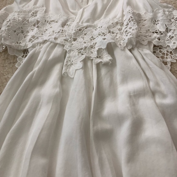 Boutique White Romper (S) - Picture 3 of 3